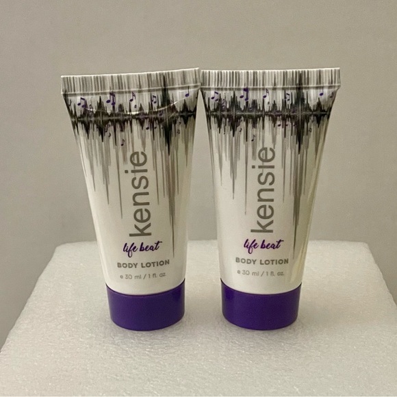 ⭐️5/$20- 2x Kensie Life Beat Body Lotion - Picture 1 of 1